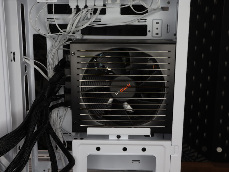 dual chamber, mid tower, Light base 600 LX, panoramic, ARGB, LED, backside connector, be quiet!, ATX.JPG